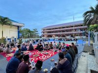 Buka Puasa Bersama Seluruh Warga Sekolah